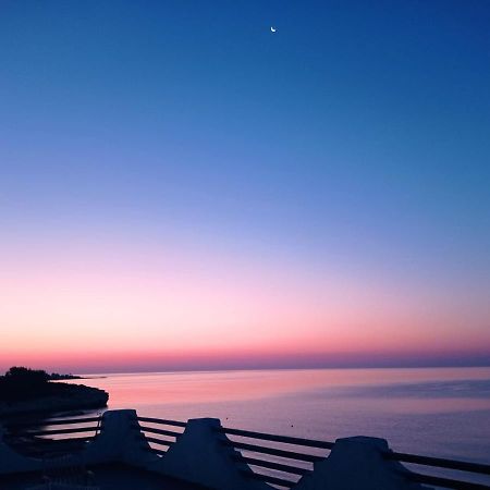 La Riva Hotel Lido di Noto Luaran gambar
