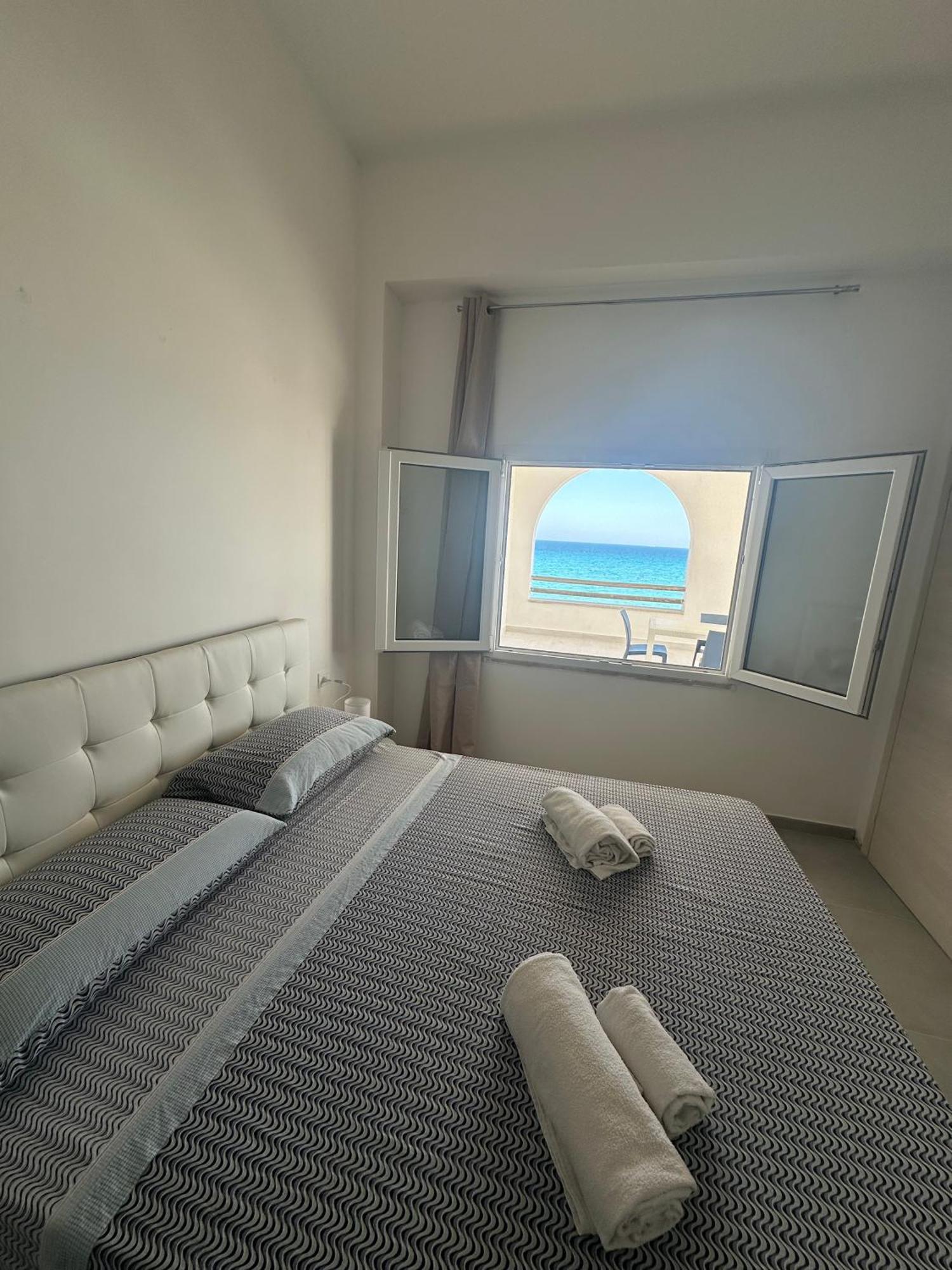 La Riva Hotel Lido di Noto Luaran gambar