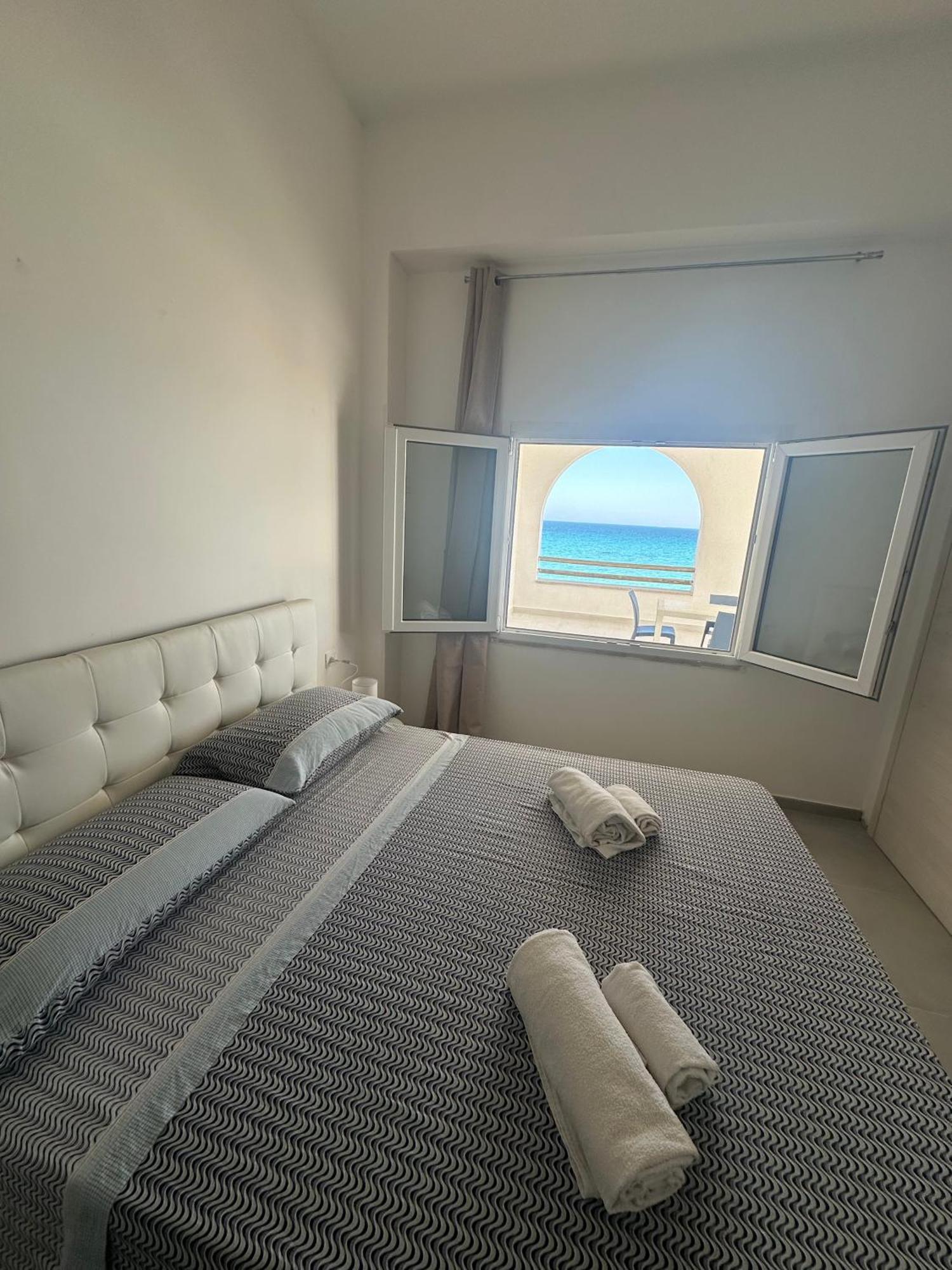 La Riva Hotel Lido di Noto Luaran gambar