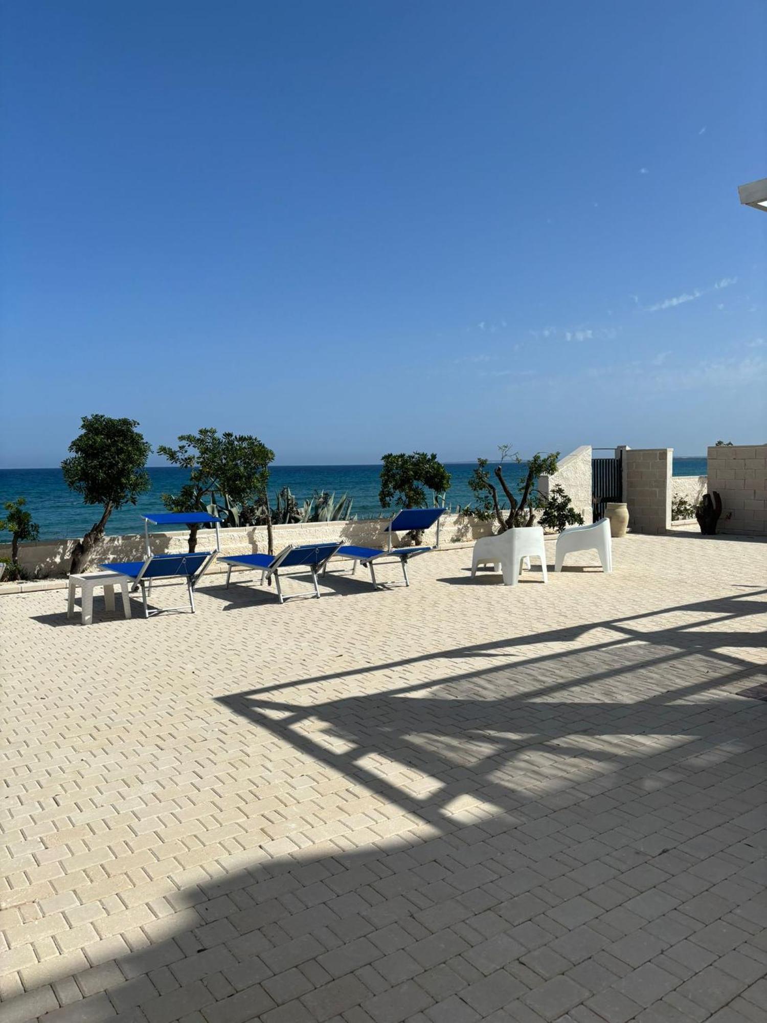 La Riva Hotel Lido di Noto Luaran gambar